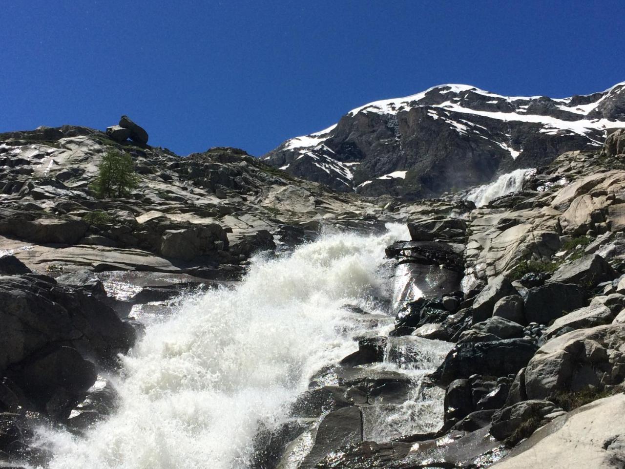 B&B Haus Granit Saas Grund Eksteriør billede