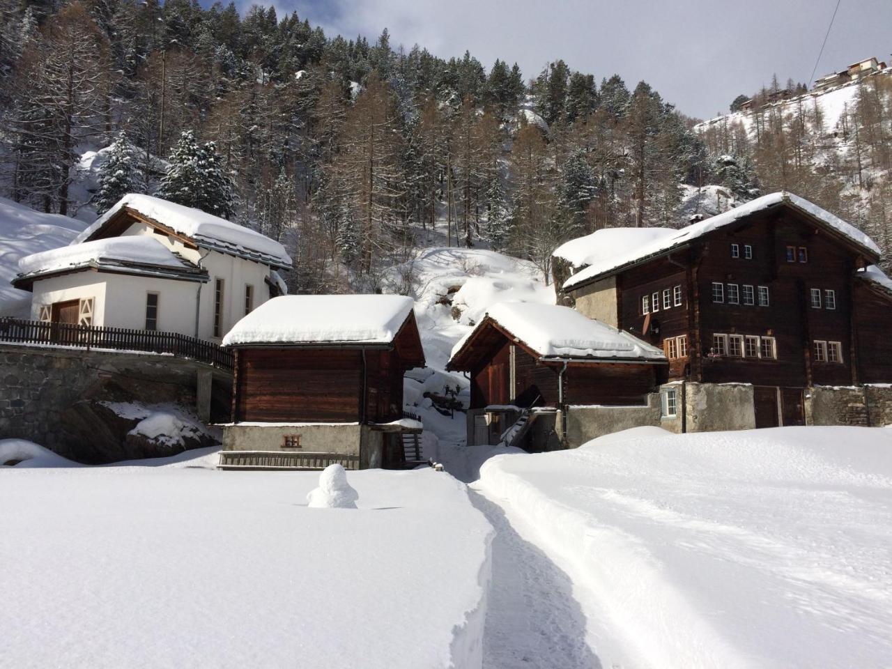 B&B Haus Granit Saas Grund Eksteriør billede