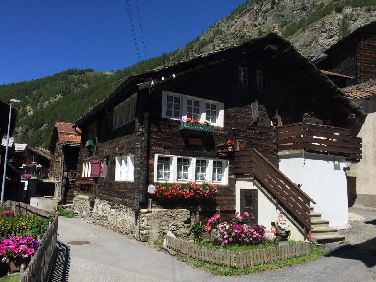 B&B Haus Granit Saas Grund Eksteriør billede